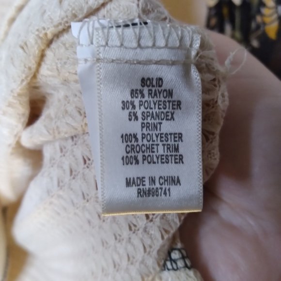 Hyba Womens Workout V-Neck Pink Workout Top Size Medium - Picture 9 of 10